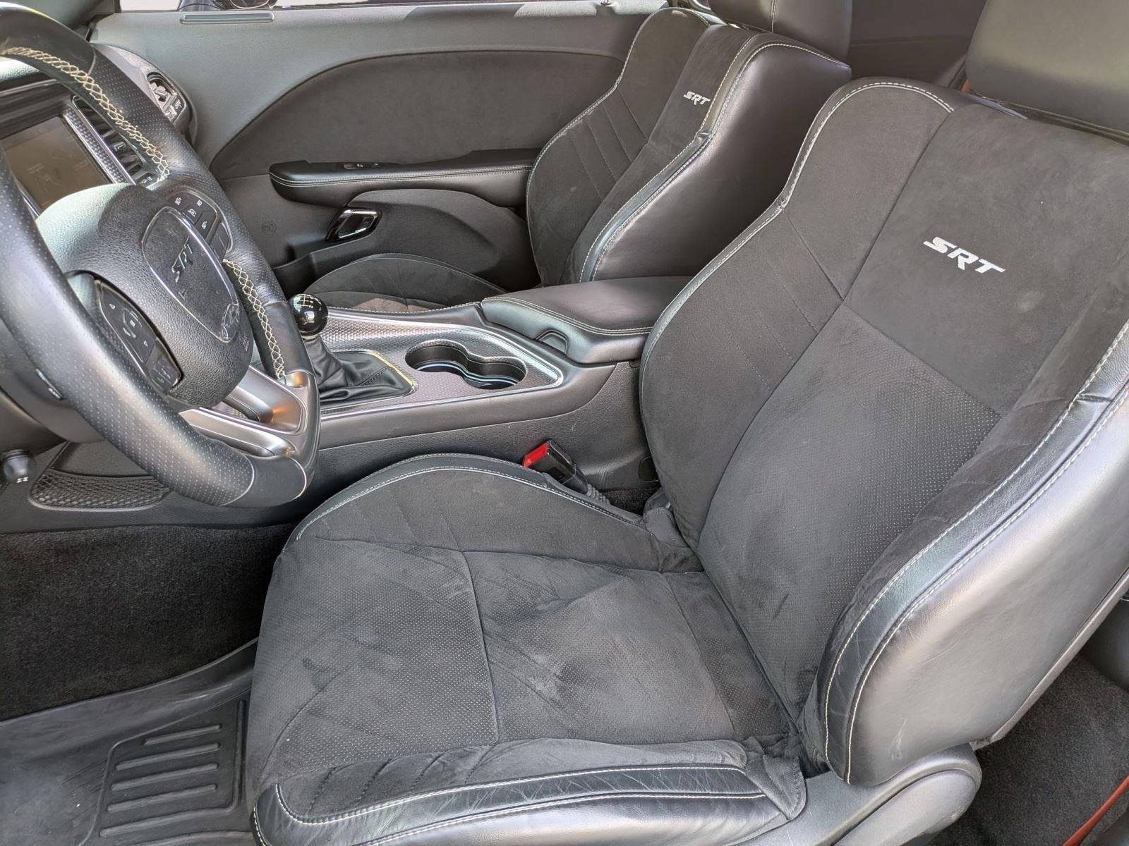 Used 2015 Phantom Black Tri-Coat Pearl Dodge SRT Hellcat image 24