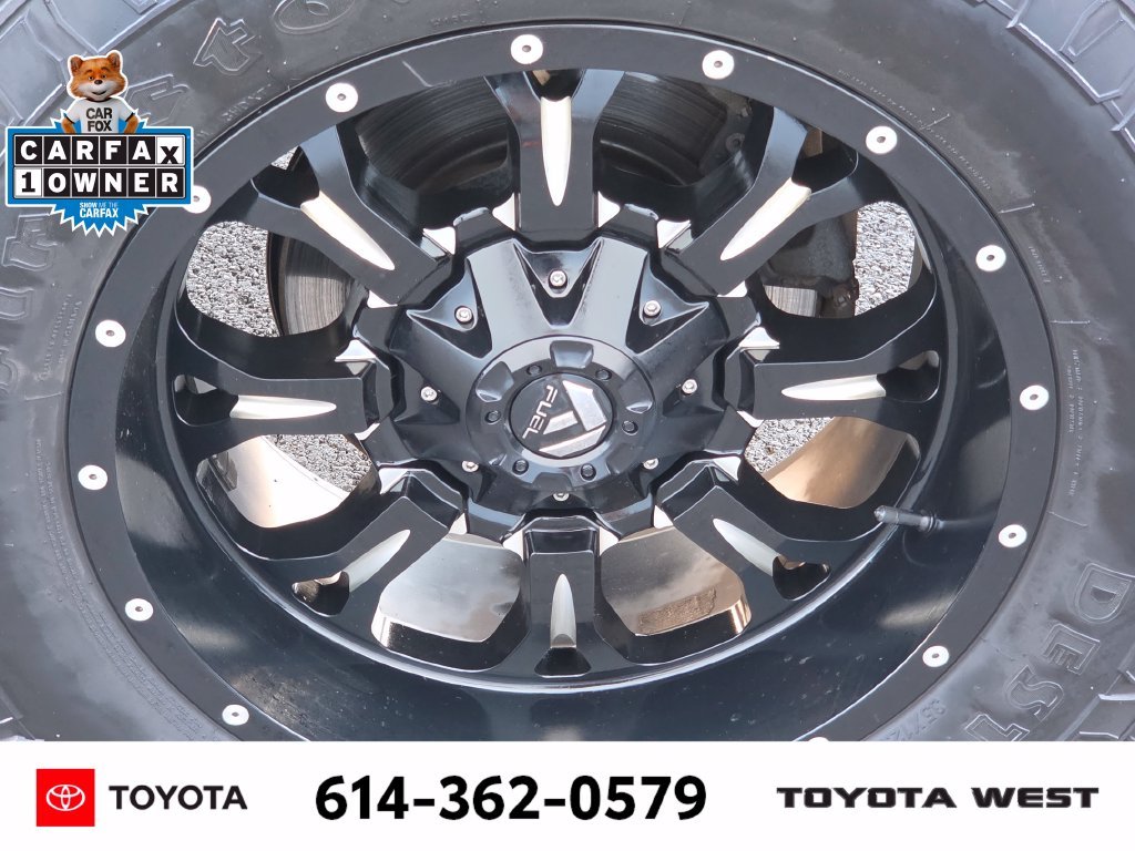 Used 2018 Blue Ford XLT image 12