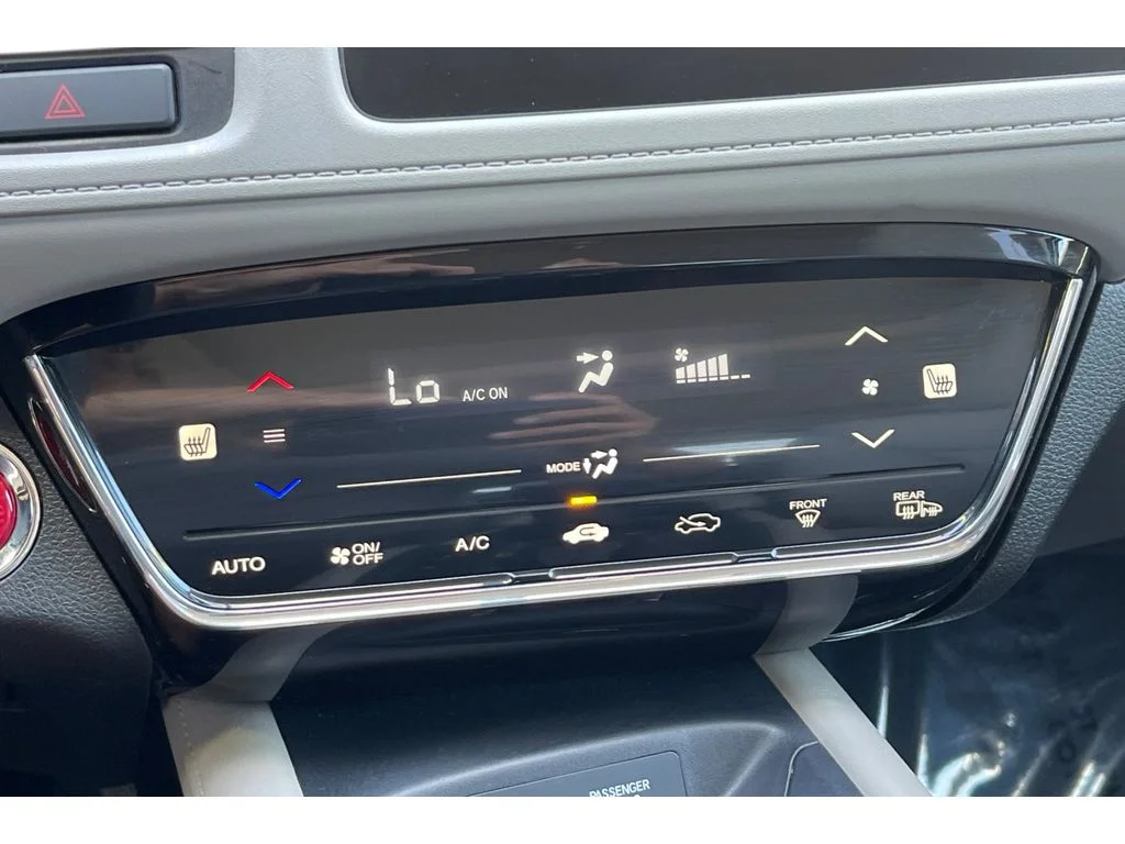 Used 2018 White Orchid Pearl Honda EX-L Navi image 29