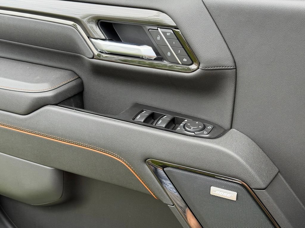 New 2026 Sterling Metallic GMC AT4 image 30