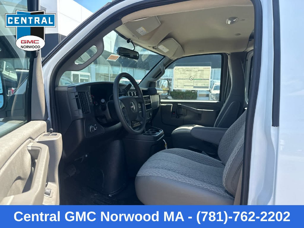 2026 GMC Savana Cargo Work Van - Photo 19