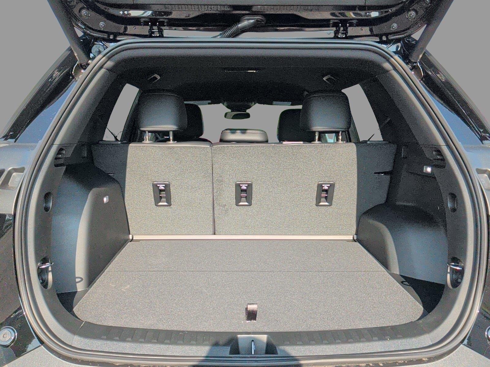 2027 Chevrolet Equinox LT - Photo 32