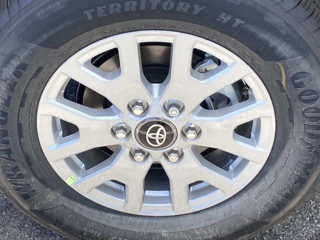 New 2026 Underground Toyota SR5 image 6