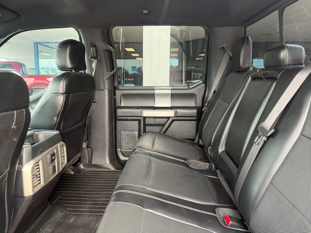 Used 2016 Shadow Black Ford Lariat image 4