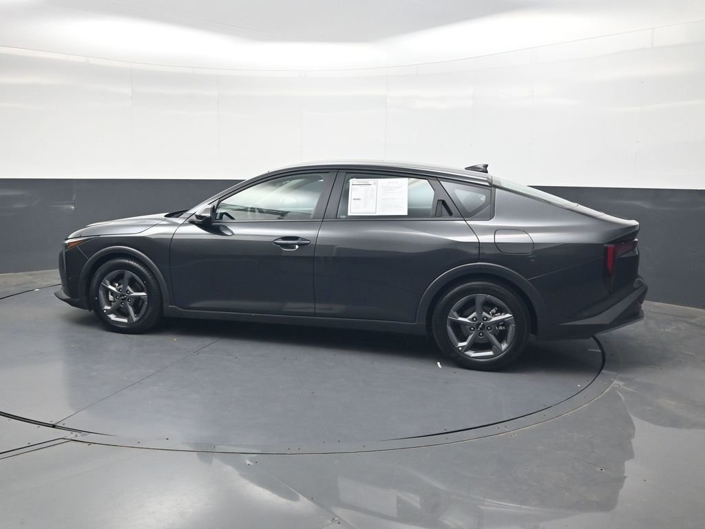 Used 2025 Gray Kia LXS image 8