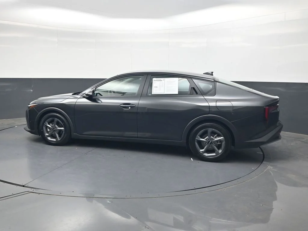 Used 2025 Gray Kia LXS image 8