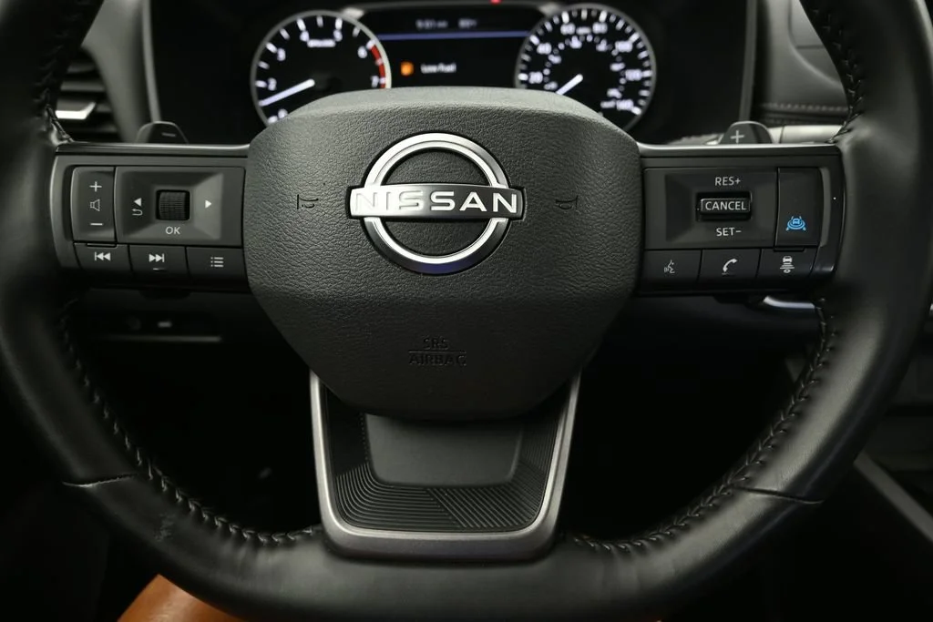 Certified Used 2025 Brilliant Silver Metallic Nissan SV image 27