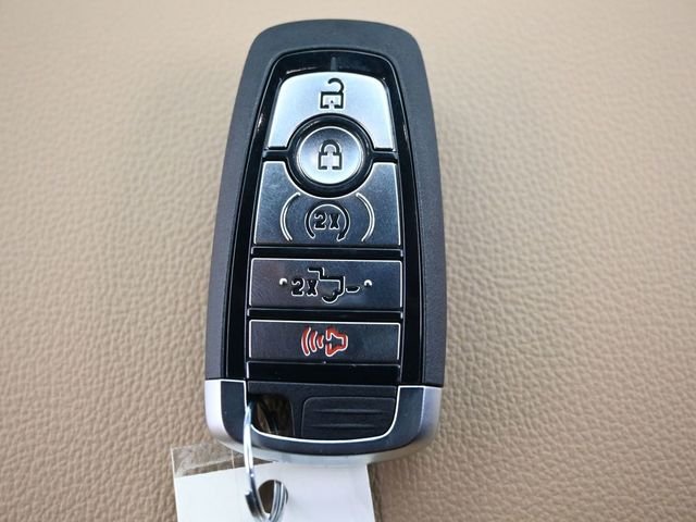 2026 Ford F-350 Super Duty Lariat - Photo 17