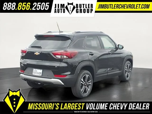 New 2026 Mosaic Black Metallic Chevrolet LT image 4