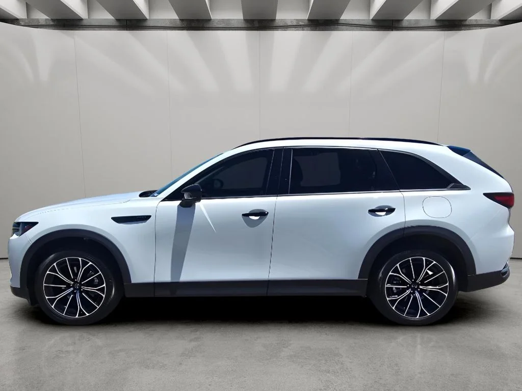 Used 2025 Rhodium White Premium Mazda Premium Package image 2