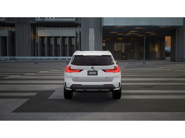 New 2026 Alpine White BMW xDrive28i image 5