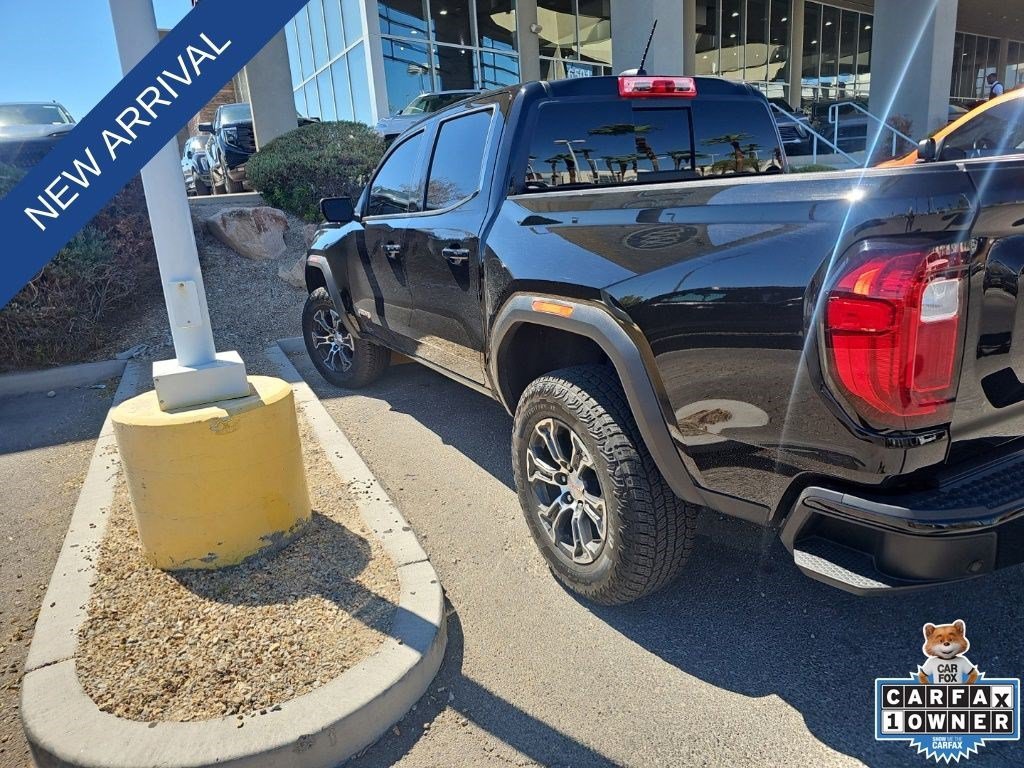 Used 2025 Onyx Black GMC AT4 image 20