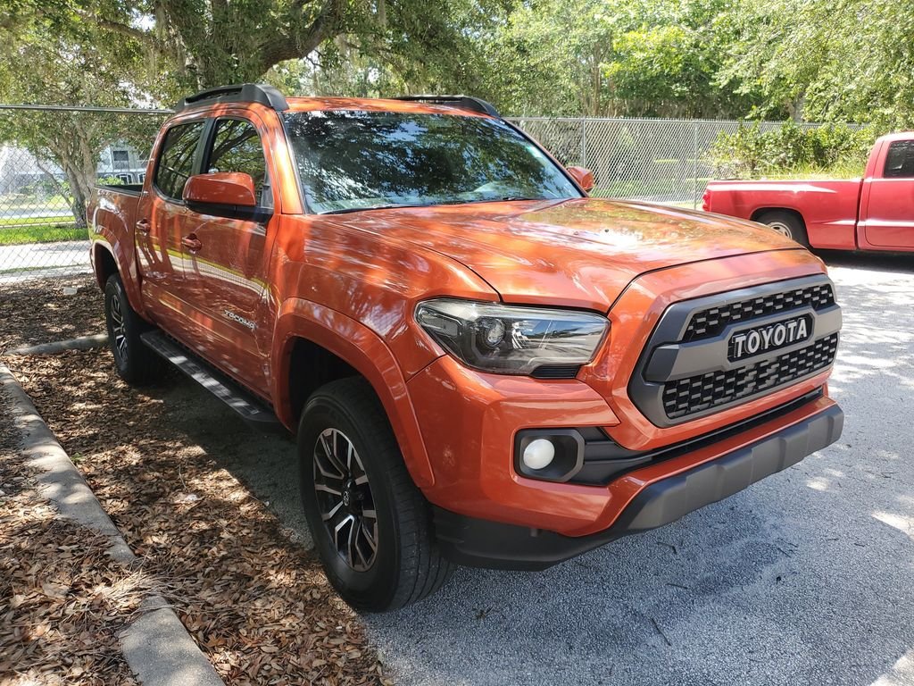 Used 2017 Red Toyota SR5 image 1