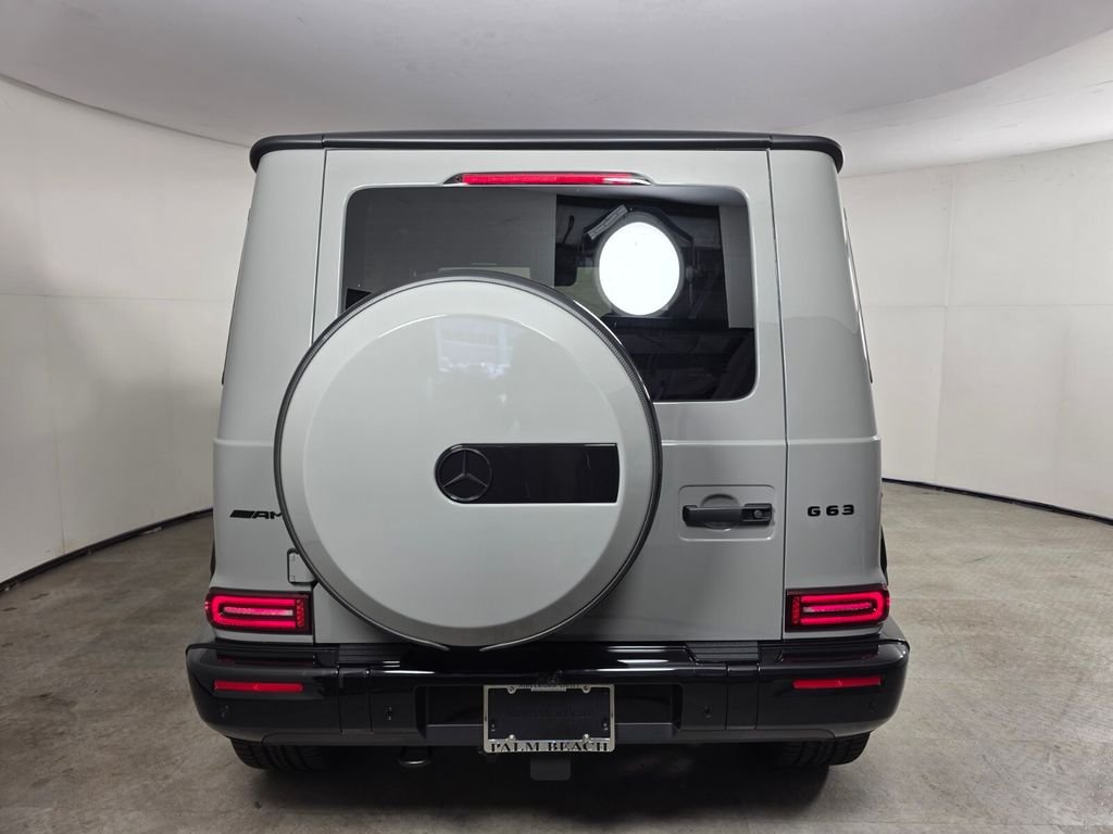 New 2027 MANUFAKTUR Arabian Grey Non- Metallic Mercedes-Benz AMG® G 63 SUV image 5