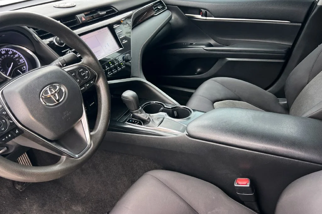 Certified Used 2019 White Toyota LE image 13