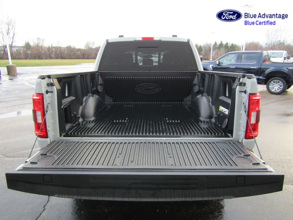 Certified Used 2023 Avalanche Ford XLT image 9