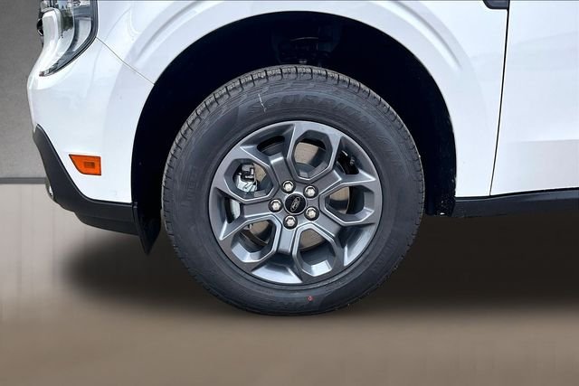 New 2026 Oxford White Ford XLT image 11