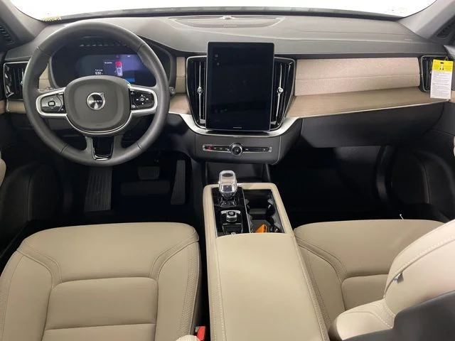 2026 Volvo XC90 Plus - Photo 36