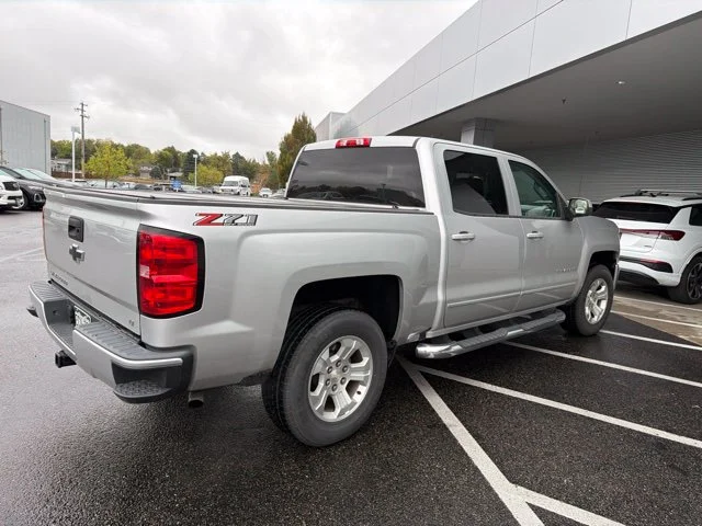 Used 2018 Silver Chevrolet LT image 3