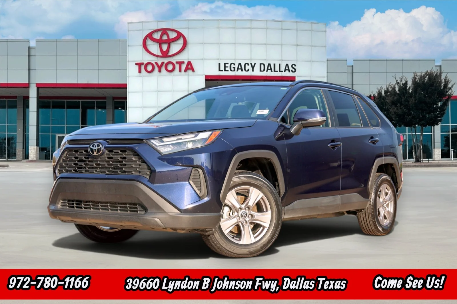 Used 2025 Blue Toyota XLE image 1