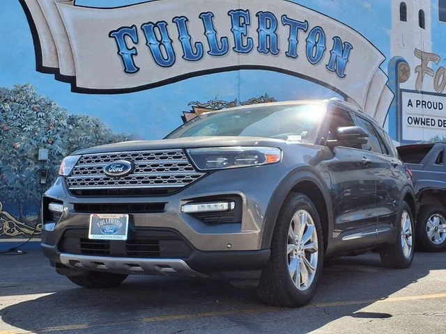 2020 Ford Explorer Limited RWD's photo