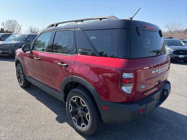 New 2026 Ruby Red Metallic Tinted Clearcoat Ford Outer Banks® image 5