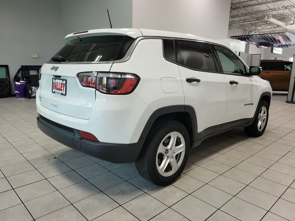 Used 2023 White Jeep Sport image 11