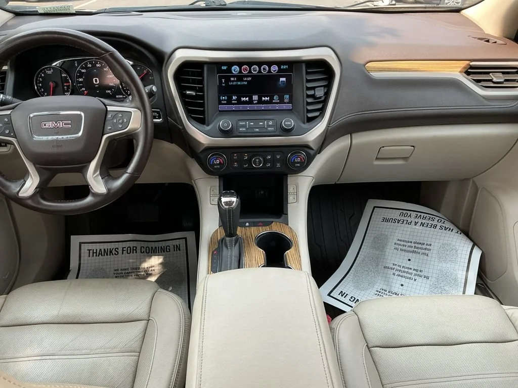 Used 2017 EBONY TWILIGHT METALLIC GMC Denali image 21