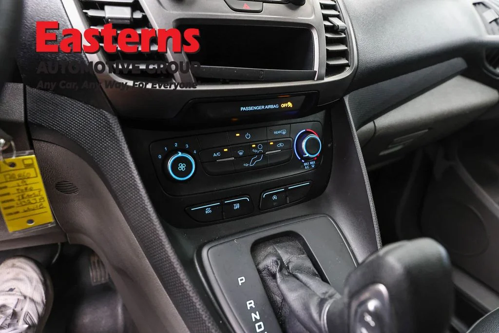 Used 2019 White Ford XL image 20
