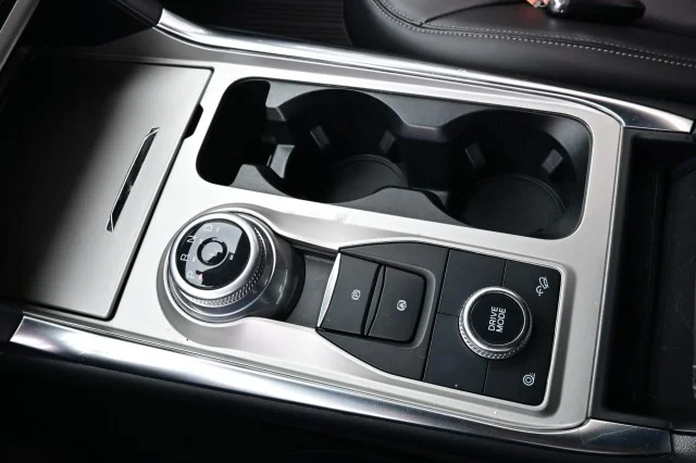 2023 Ford Explorer XLT - Photo 32