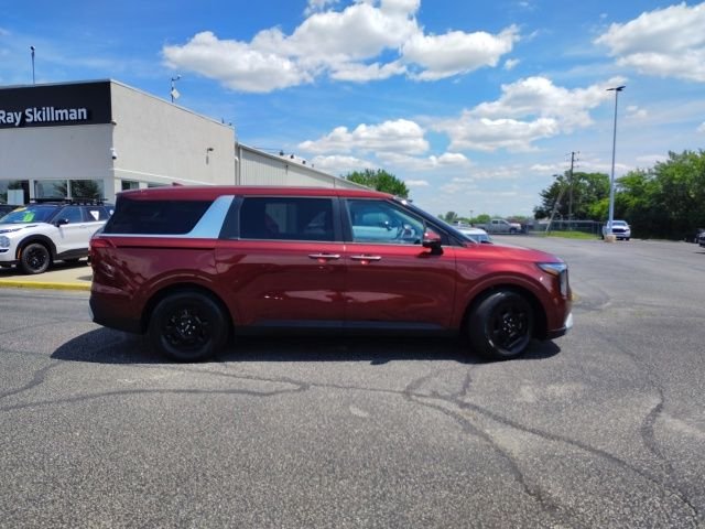 Used 2025 Red Kia LXS image 8