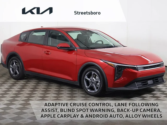 2025 Kia K4 LXS