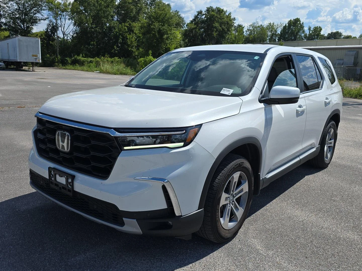 Used 2025 Platinum White Pearl Honda EX-L image 10