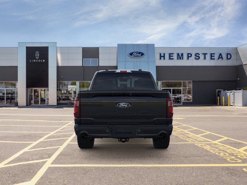 New 2026 Agate Black Metallic Ford XLT image 5