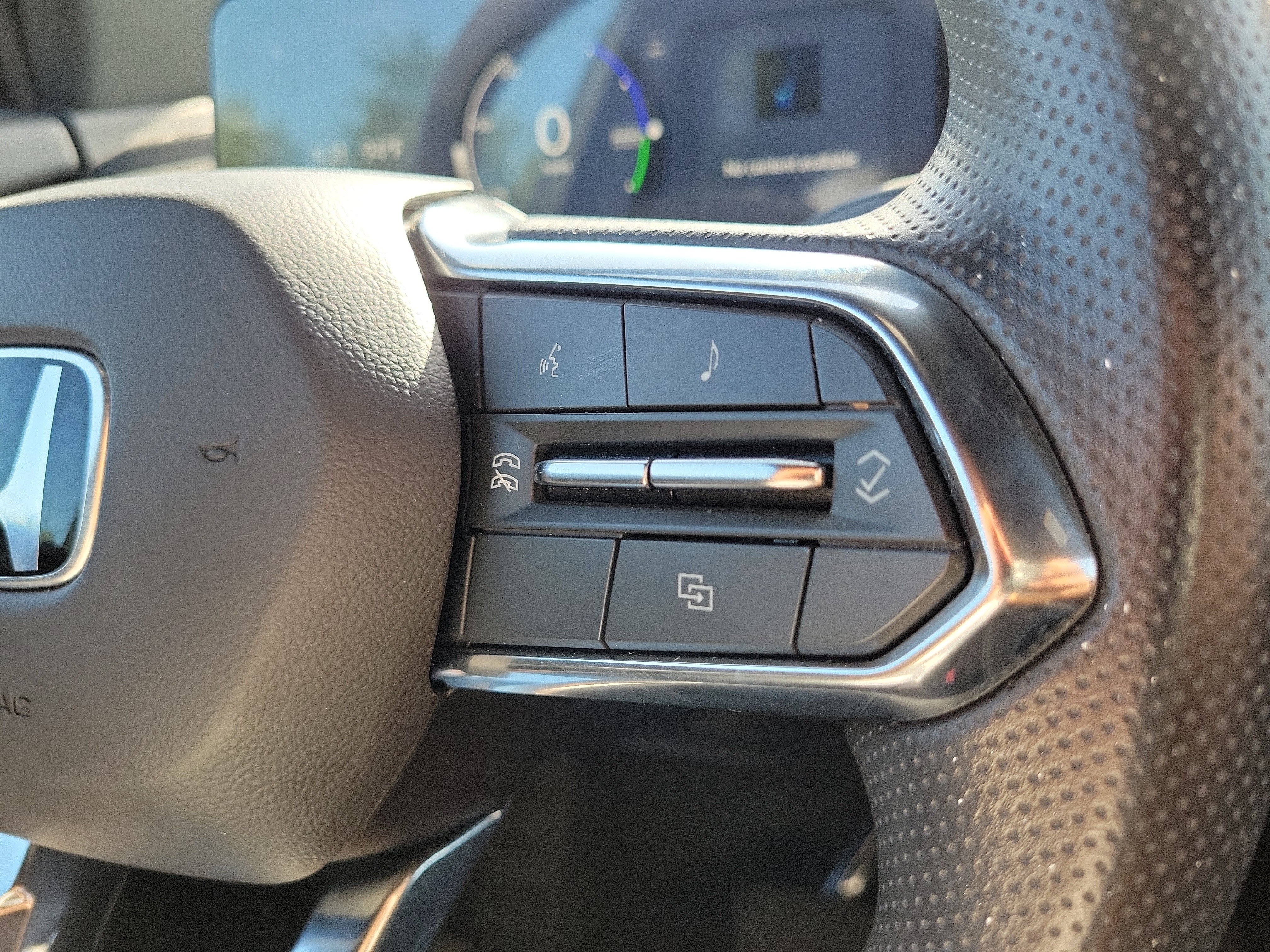 Used 2025  Honda EX image 31