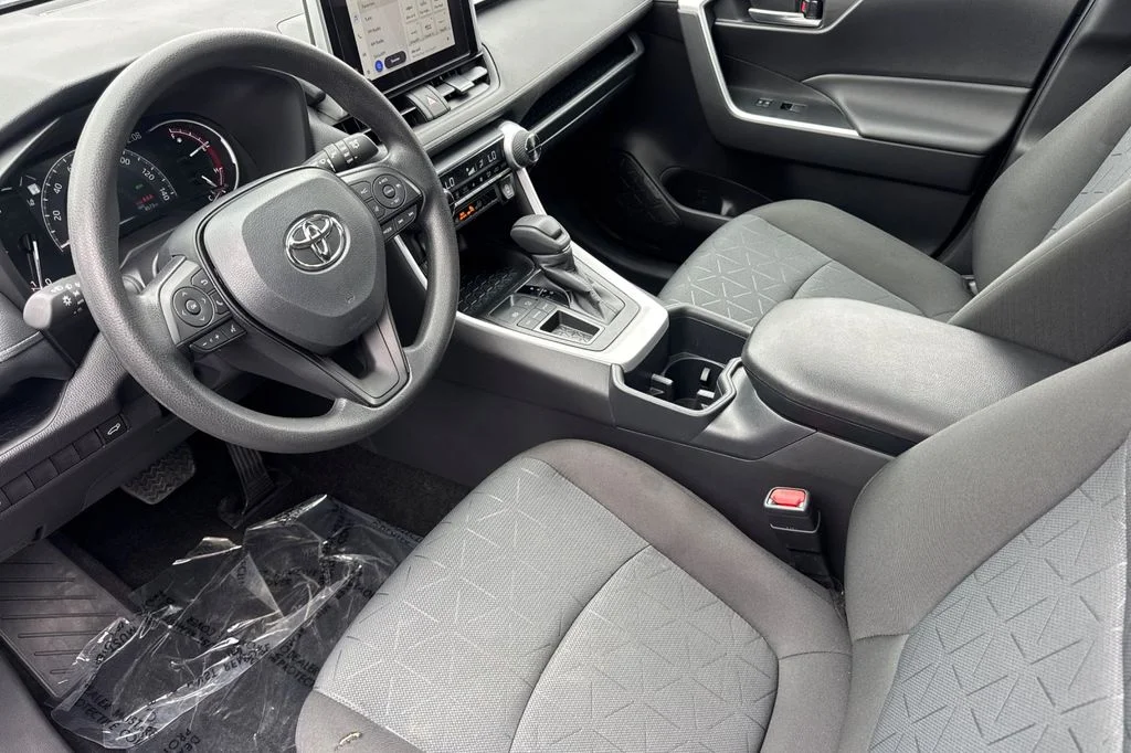 Certified Used 2025 Silver Toyota XLE image 10