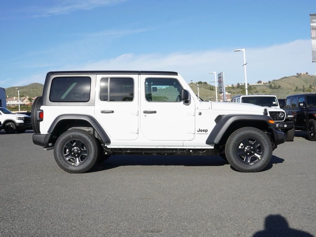 New 2026 Bright White Clear-Coat Exterior Paint Jeep Sport image 2