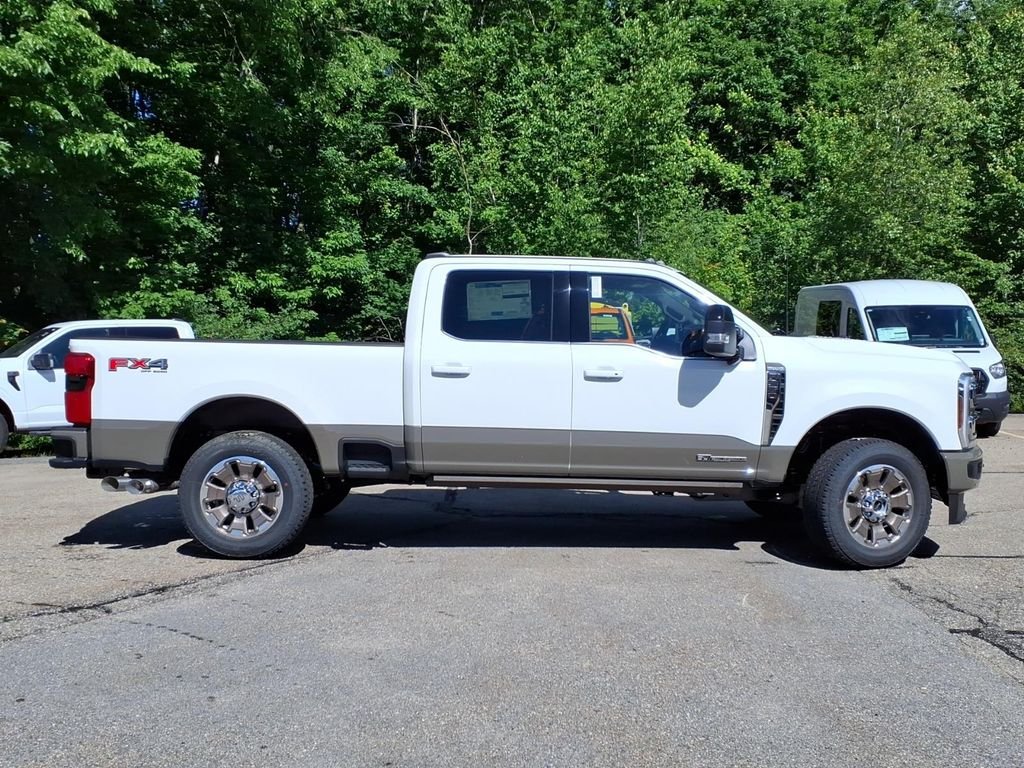 New 2026 Star White Metallic Tri-Coat Ford F-350® King Ranch® image 4