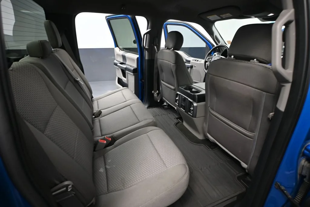 Used 2020 Blue Ford XLT image 44