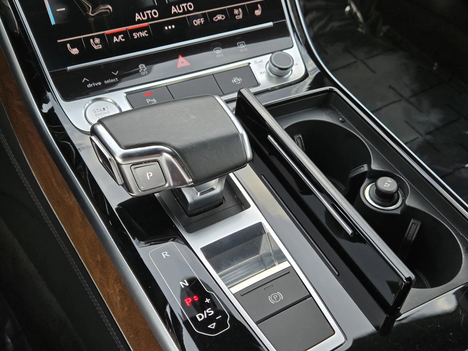 2020 Audi A8 Base - Photo 17