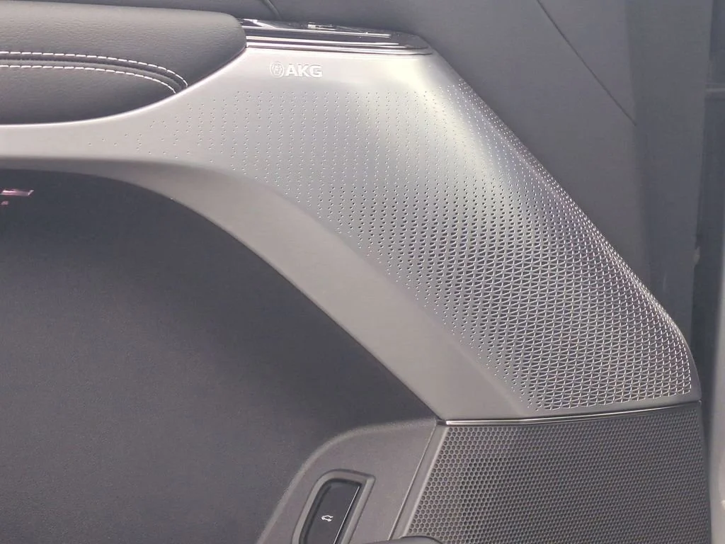 2026 Cadillac LYRIQ V - Photo 25