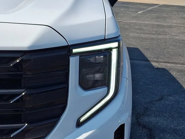 New 2026 Summit White GMC Elevation image 9