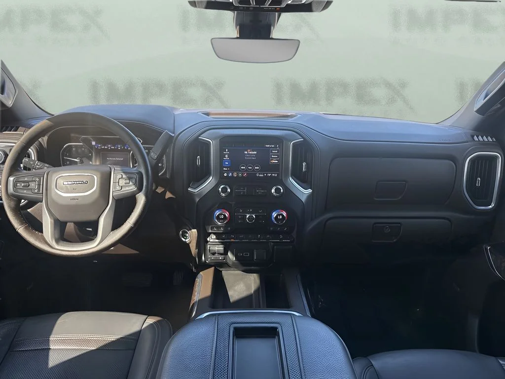 Used 2021 White GMC Denali image 15