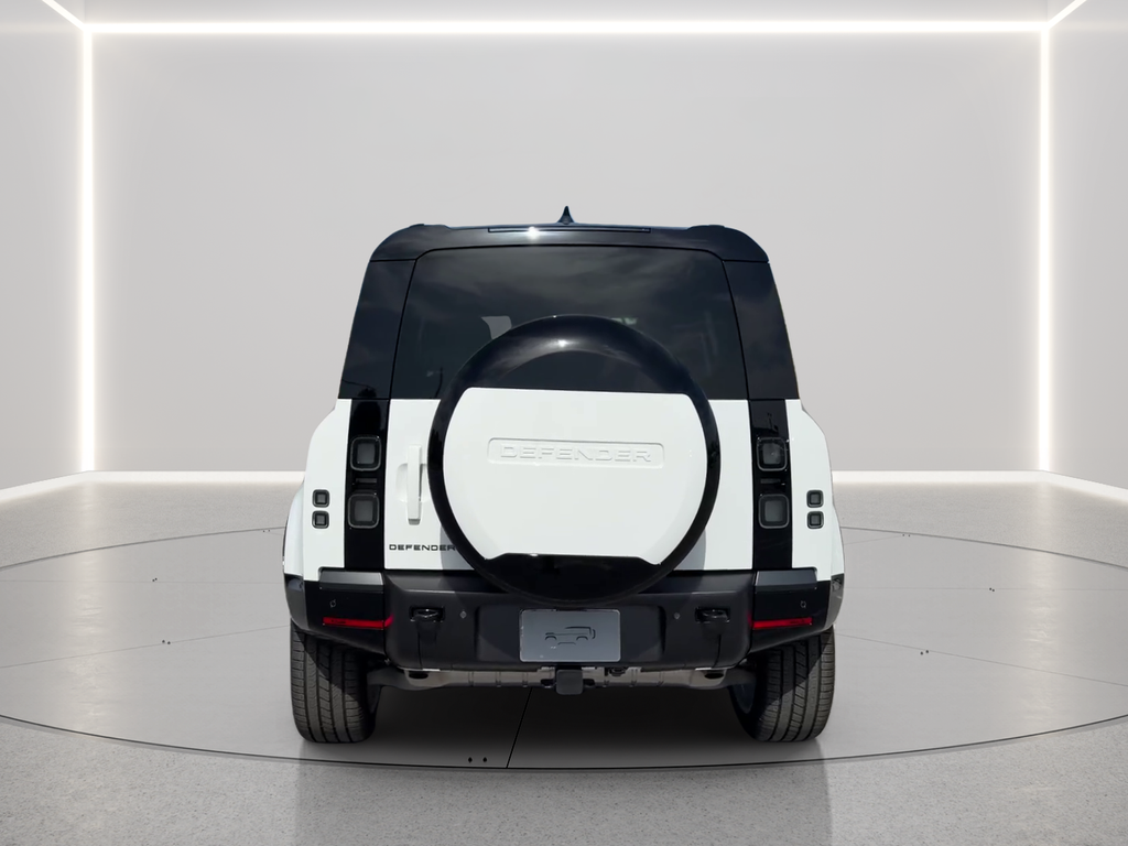 New 2026 Fuji White Land Rover X-Dynamic SE image 6