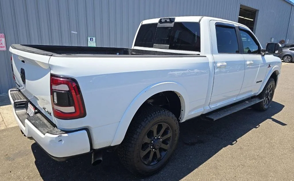 Used 2022 White Ram Laramie image 4