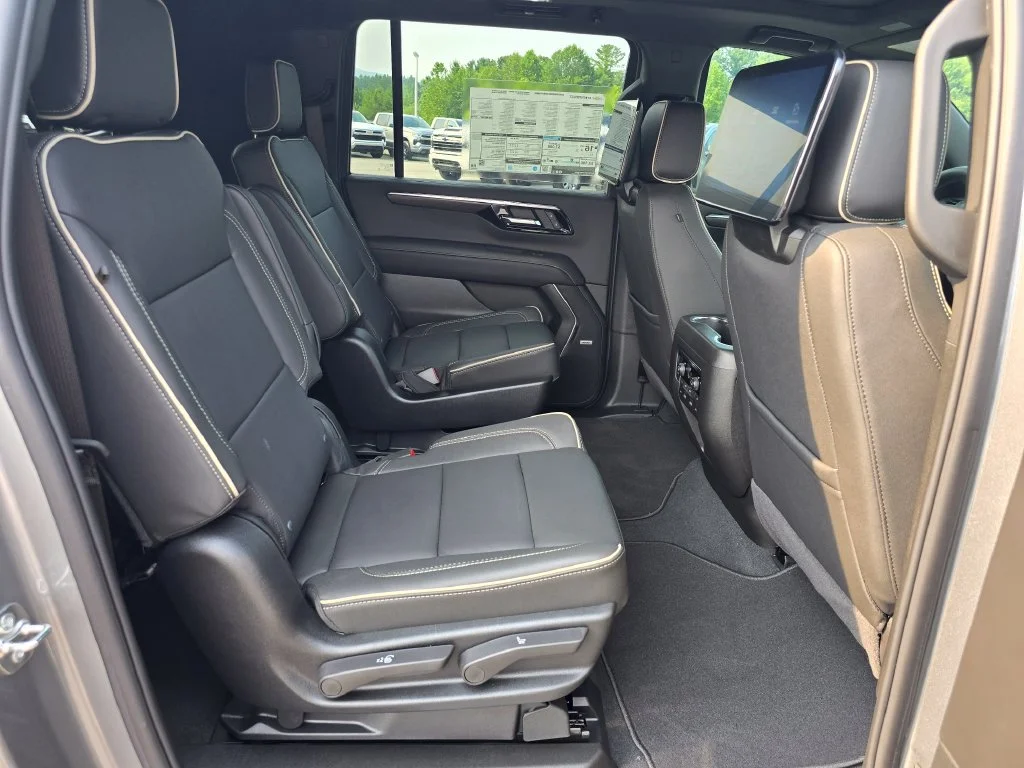 New 2026 Gray Chevrolet Premier image 27