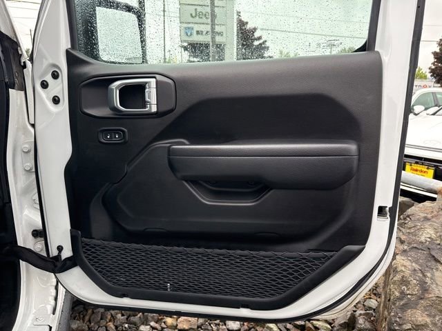 Used 2025 Bright White Clearcoat Jeep Rubicon image 12