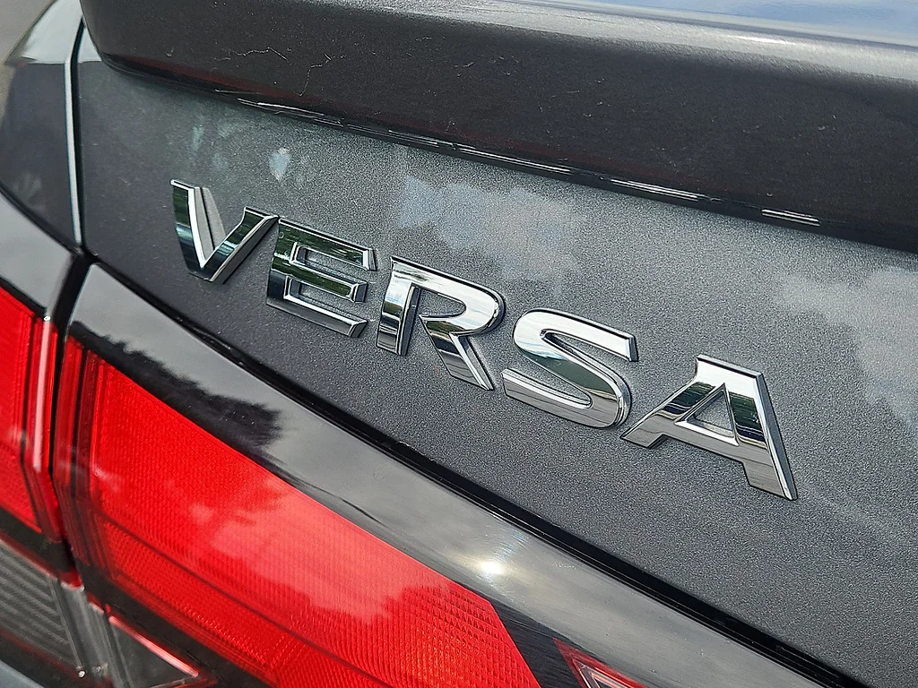 Used 2024 Gun Metallic Nissan SR image 6