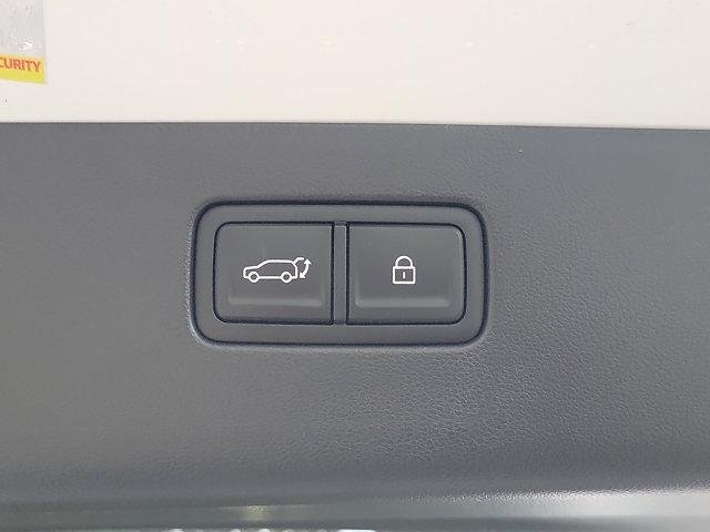 New 2026 Snow White Pearl Hyundai SE image 20