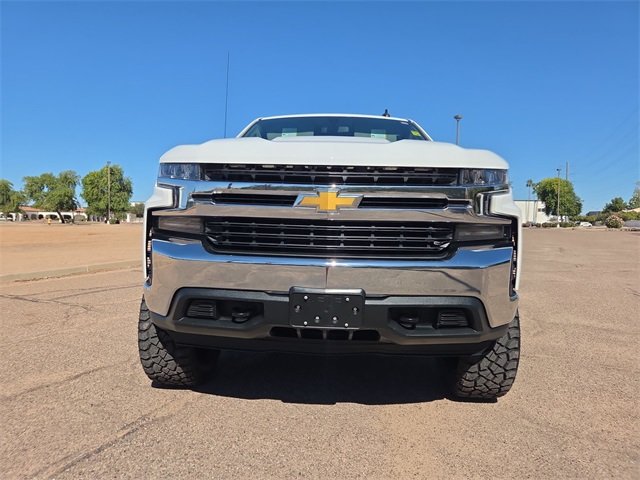 2020 Chevrolet Silverado 1500 LT photo 3
